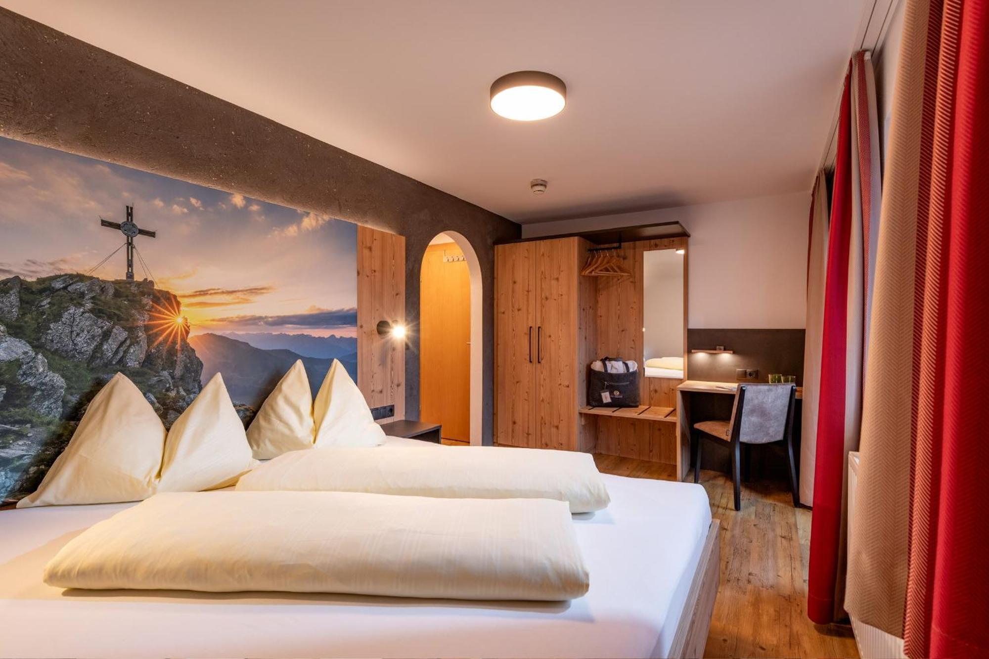 Das Sonnleiten Ski- Und Motorradhotel Bruck Im Zillertal Bruck am Ziller Exteriér fotografie
